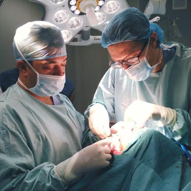 Dr. Enrique Linares cirugia